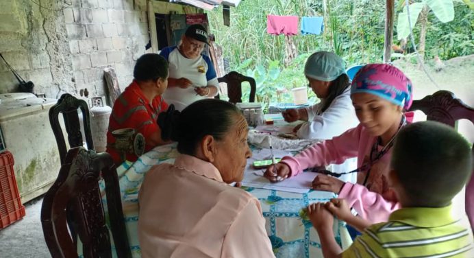 Atendidos 87 pacientes en jornada comunitaria de salud