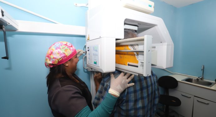 Barrio Adentro reactiva Rayos X en la sede de la Misión Sonrisa del Núñez Tovar