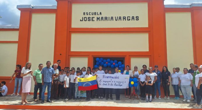 Bricomiles entregan rehabilitada la escuela «Dr. José María Vargas» en Jusepín