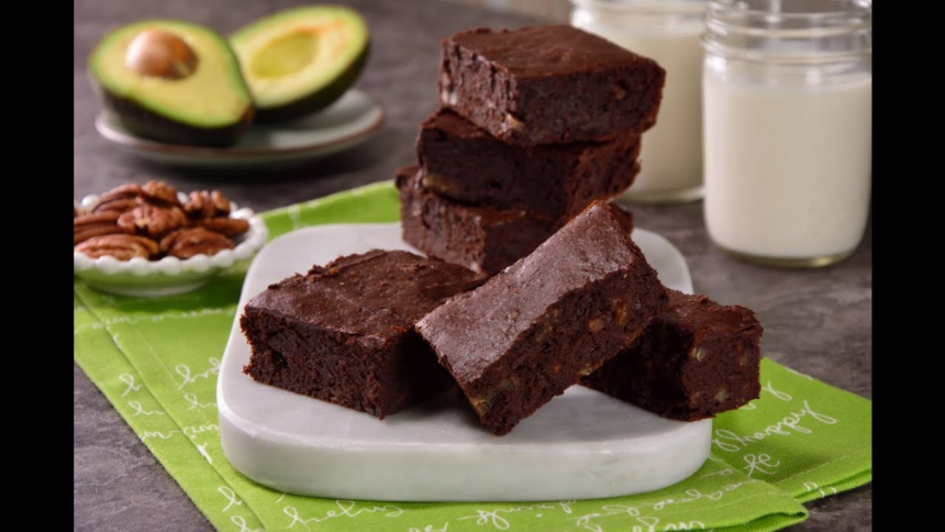 BROWNIE de CHOCOLATE y AGUACATE ¡Húmedo, Esponjoso y Delicioso! +RECETA