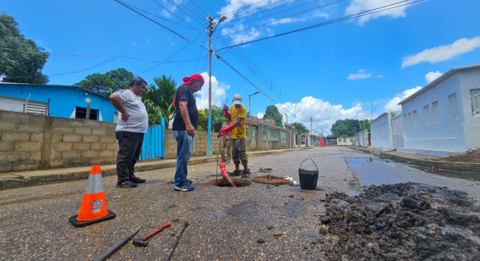 Camiones vacuums del 1×10 llegaron a Sabana Grande en Maturín