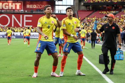 Colombia goleó a Costa Rica y avanzó a cuartos de final