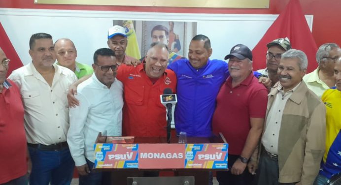 Exalcaldes de Monagas reafirman su apoyo a Nicolás Maduro