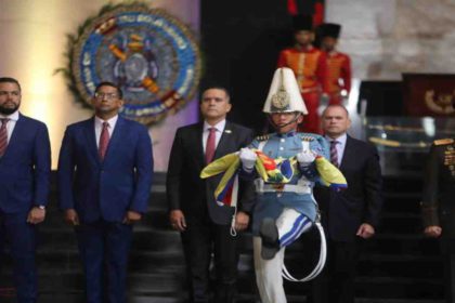 aniversario de la Batalla de Carabobo y Día del Ejército