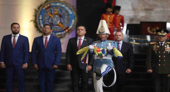 Gobierno nacional conmemora el 203° aniversario de la Batalla de Carabobo y Día del Ejército