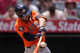 José Altuve sigue haciendo historia en las grandes ligas