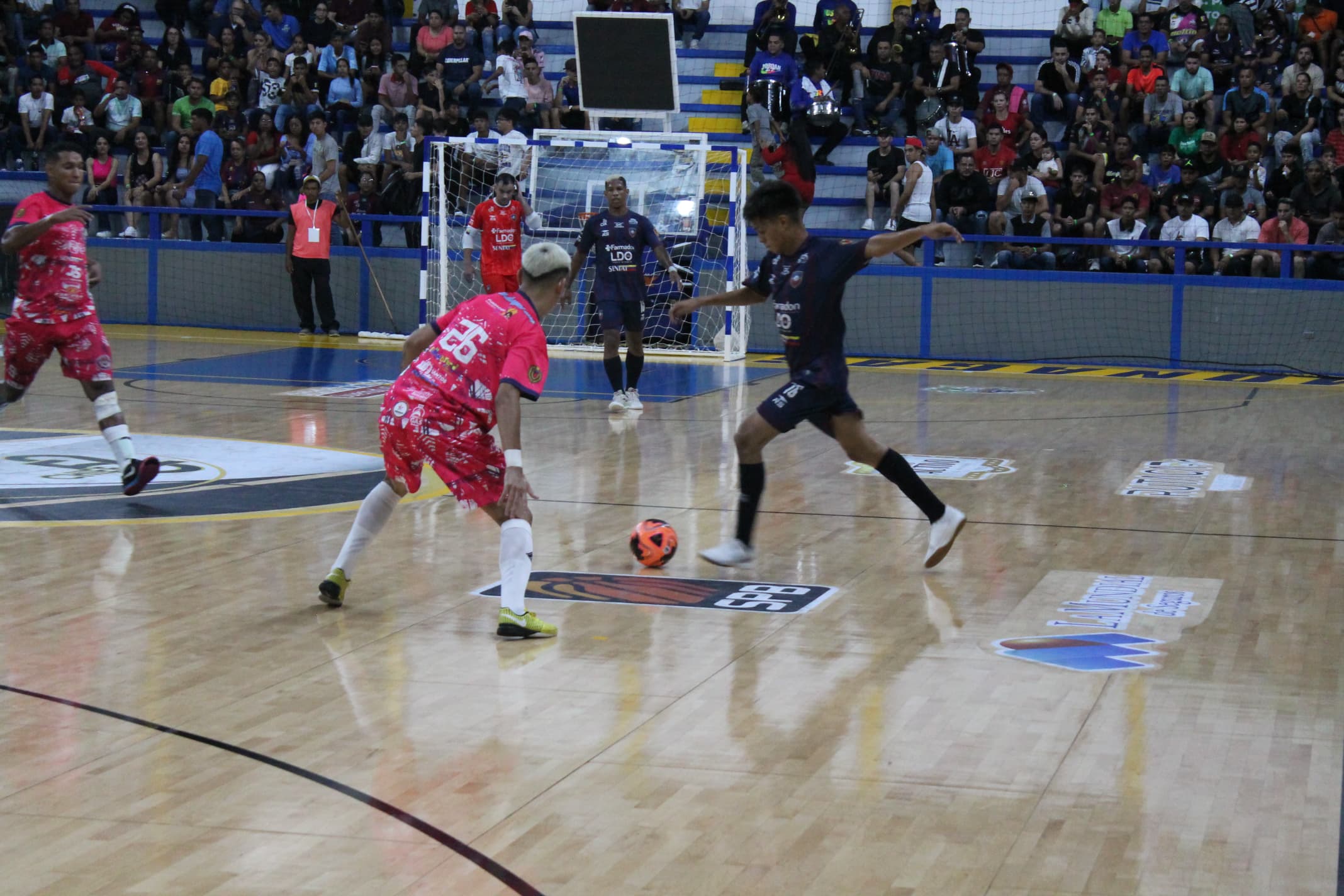 Monagas Futsal Club recibe hoy a Marinero
