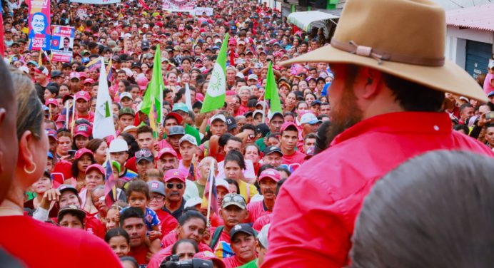 Municipio Piar se desbordó de alegría para apoyar a Nicolás Maduro