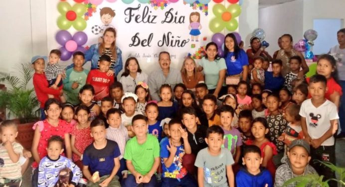 Alcaldía de Acosta celebró con los niños en su día (+FOTOS)