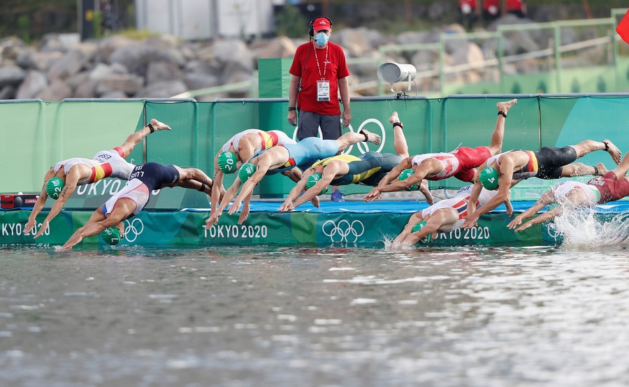 Aplazan prueba de triatlón en los Juegos Olímpicos