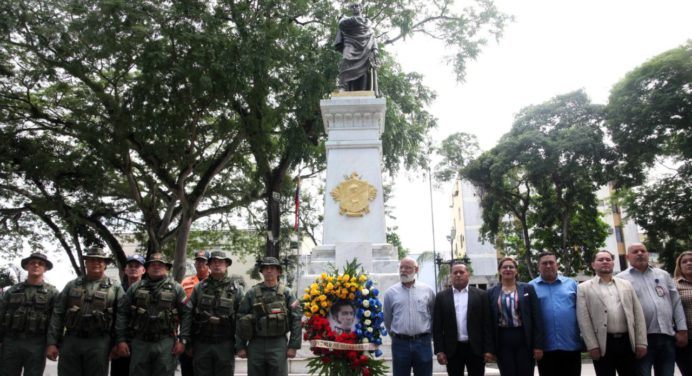 En Maturín conmemoraron los 241 años del natalicio de Simón Bolívar