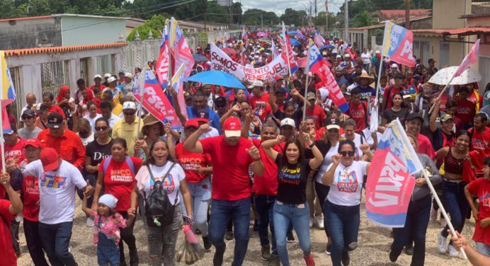 Con megacaminata Psuv cierra campaña en el municipio Aguasay