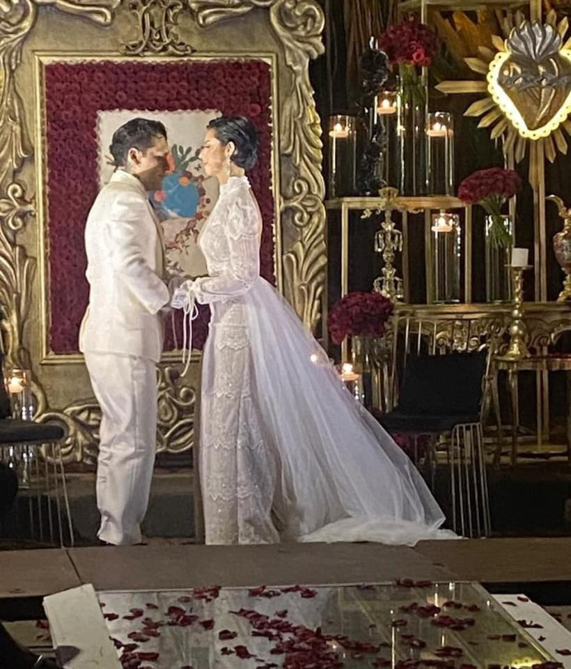 Confirman boda de Christian Nodal y Ángela Aguilar