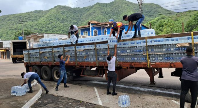 ¡En menos de 24 horas! Luna envía ayuda, agua potable y alimentos al municipio Acosta