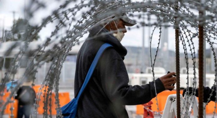 Frontera entre Estados Unidos y México seguirá cerrada en julio