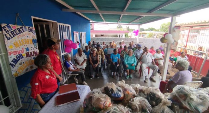 Gran Misión de Abuelos y Abuelas asiste a adultos mayores de Libertador
