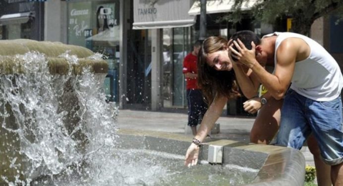 Intenso calor cobra la vida de 3 personas en el centro-sur de Italia