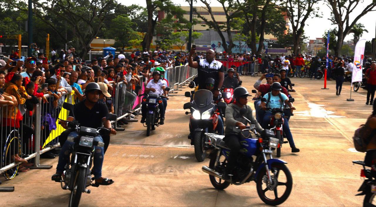 Realizan en Monagas Primer Encuentro de Motopiruetas