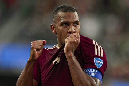 Salomón Rondón se queda con la bota de plata