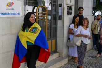 Venezolanos votan en Portugal