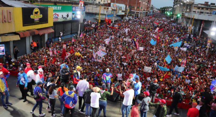 Nicolás Maduro anunció la transferencia de recursos a las comunidades