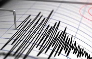 7.3 magnitude earthquake causes fear