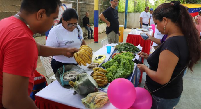 Soberanía patriota beneficia con proteínas a más de 2 mil 700 familias de La Cruz