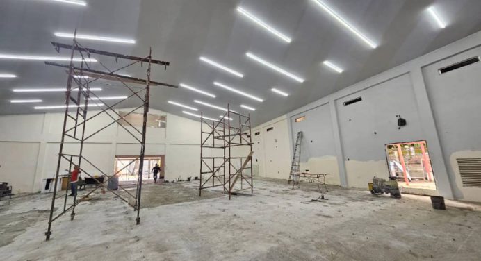 Supervisan últimos detalles para la entrega de la Casa de la Cultura en Maturín