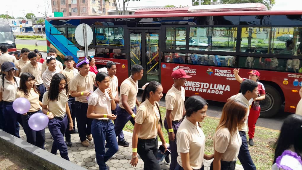 Transmonagas Mostacho