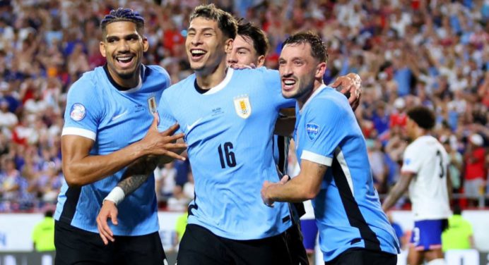 Uruguay derrota a Estados Unidos y avanza a cuartos de final