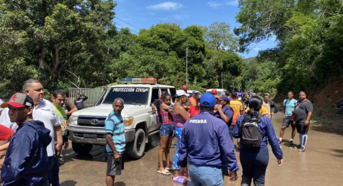 Zonas del estado Sucre siguen sin electricidad y agua potable tras inundaciones