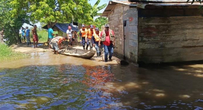 Afectadas más de 50 familias por desborde del Río Orinoco