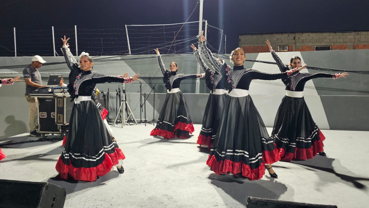 alcaldesa ana fuentes reinaugura plaza el ejercito de maturin laverdaddemonagas.com danzas