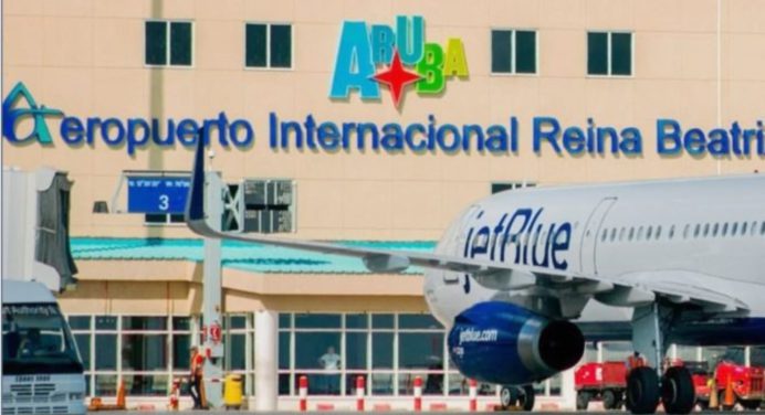 Aruba amplía la suspensión de vuelos comerciales hacia Venezuela por tres meses más