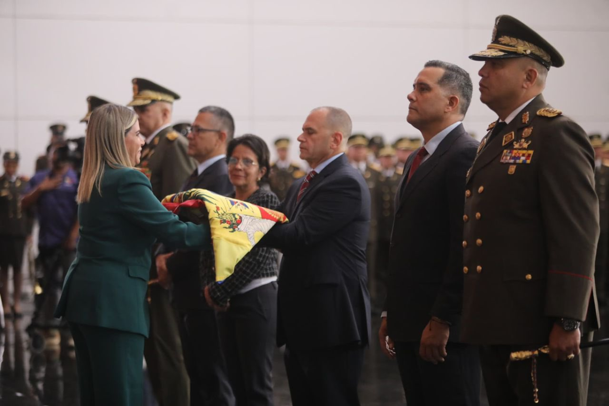 autoridades rinden homenaje a la bandera nacional hoy en su dia 3ago laverdaddemonagas.com image 3