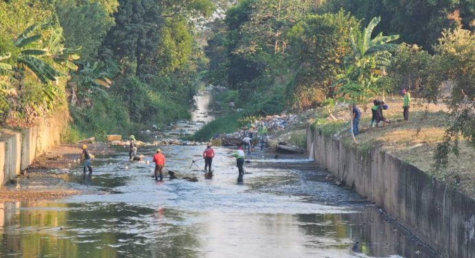 Avanza saneamiento integral de los 34 caños del municipio Maturín