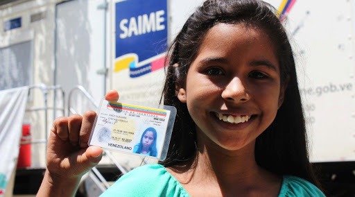 Cédula de identidad por primera vez en el Saime.