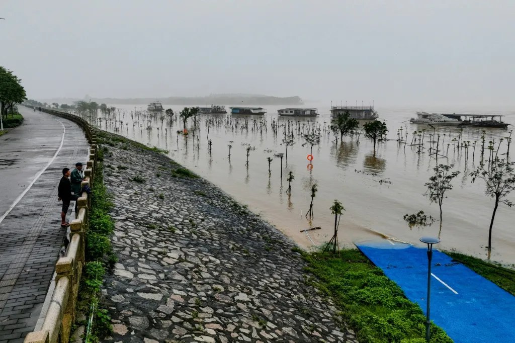 China braces for impending flooding amid forecast of rain