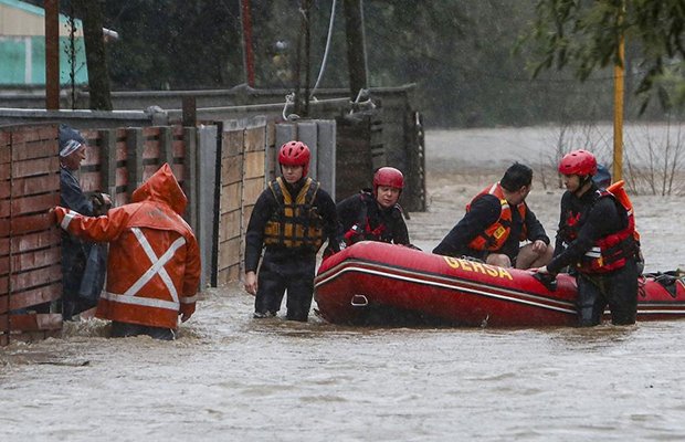 Cuatro fallecidos y dos desaparecidos por lluvias en centro sur de Chile