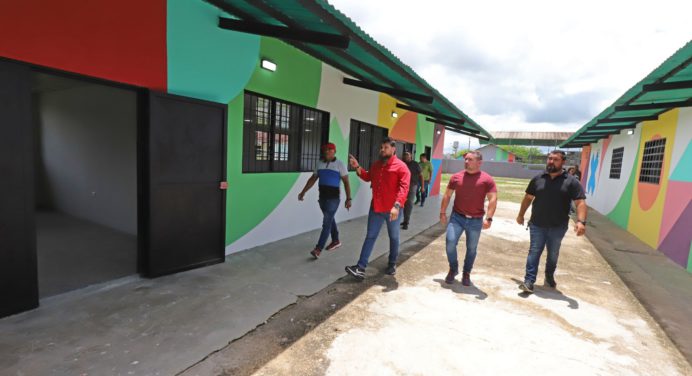 Gobernador Luna supervisa avance de tres importantes obras en Villa Heroica