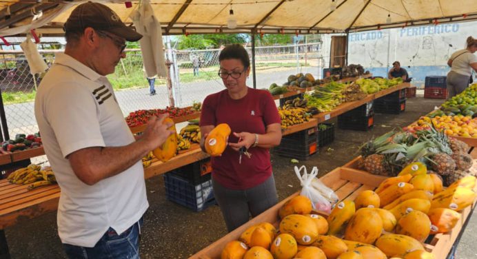 Gran Feria de Hortalizas benefició a vecinos de Los Godos
