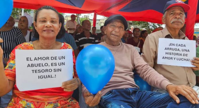 Grupo de abuelos y abuelas en Maturín hicieron un llamado por la paz