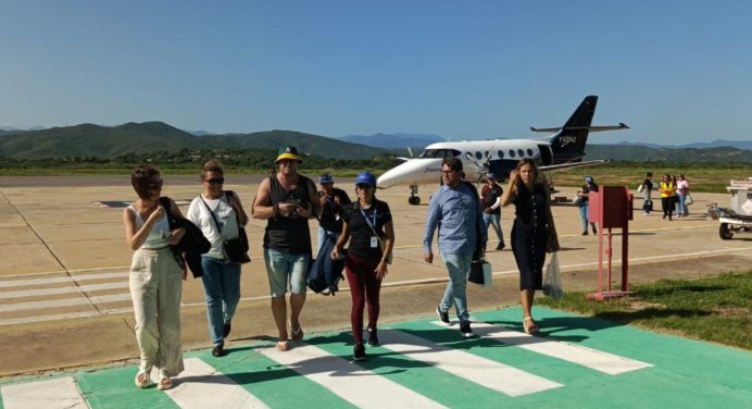 Inauguran vuelo entre Cumaná y Porlamar