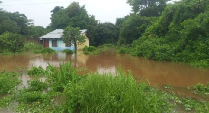 Inundaciones en Güiria dejan a más de 600 familias afectadas