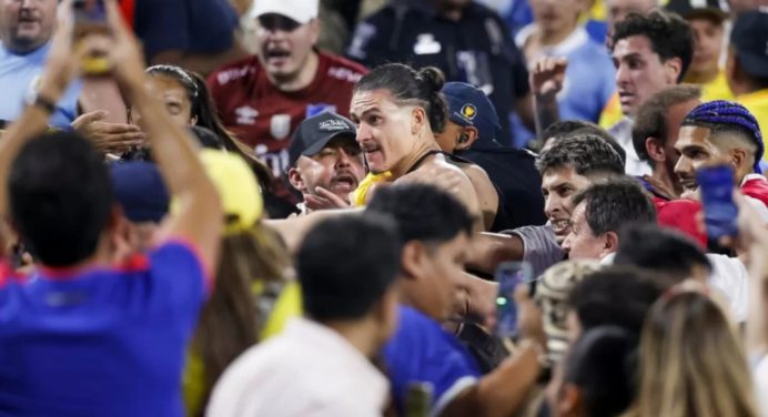 Jugadores uruguayos suspendidos se pierden duelo con Venezuela en Maturín