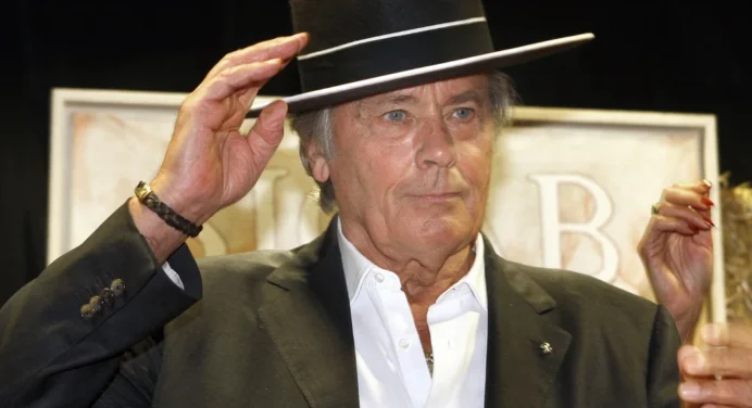 Murió el actor Alain Delon a los 88 años en Francia