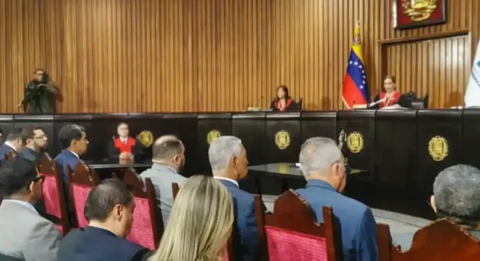 Ocho candidatos firmaron acta de Sala Electoral del TSJ para verificar resultados del 28-J
