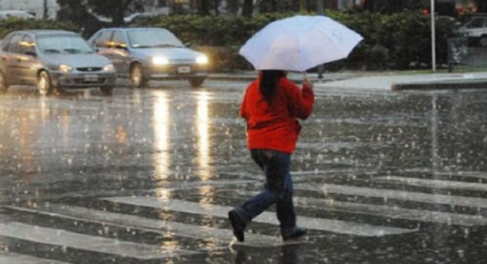 Paso de la tormenta Ernesto amenaza a los estados Aragua, Carabobo y Falcón este 13-AGO