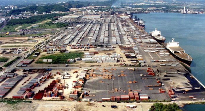 Tormenta Ernesto obliga al cierre de puertos marítimos en Puerto Rico