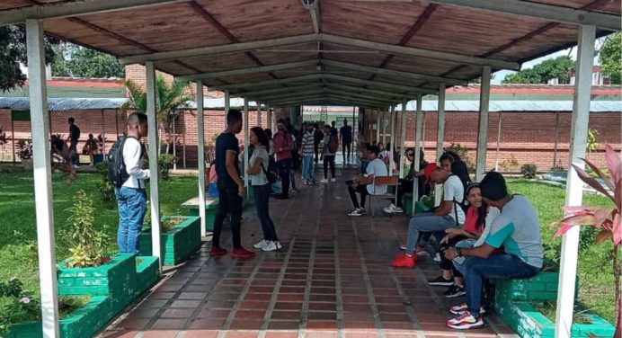 Universidad Ludovico Silva inicia proceso de inscripción período 2024 – II